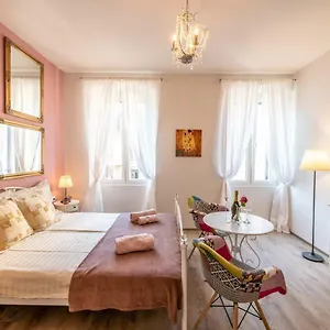  Apartment Old Romantic 3 Croatia